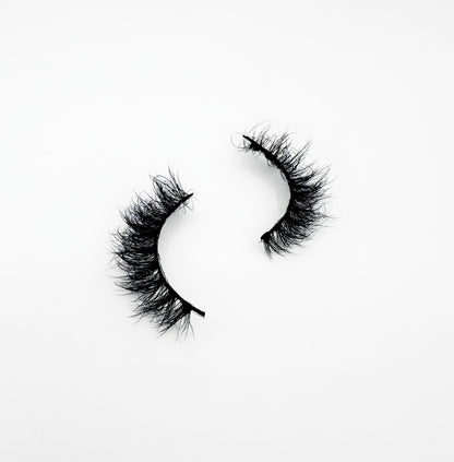 Lush & Lust Luxurious Lashes